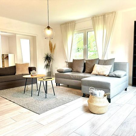 Grosszuegiges Apartment Mit Balkon Fuer Monteure Und Feriengaeste Dillingen an der Saar Exterior foto