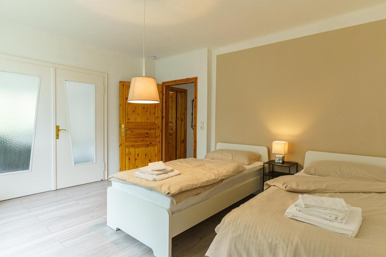 Grosszuegiges Apartment Mit Balkon Fuer Monteure Und Feriengaeste Dillingen an der Saar Exterior foto